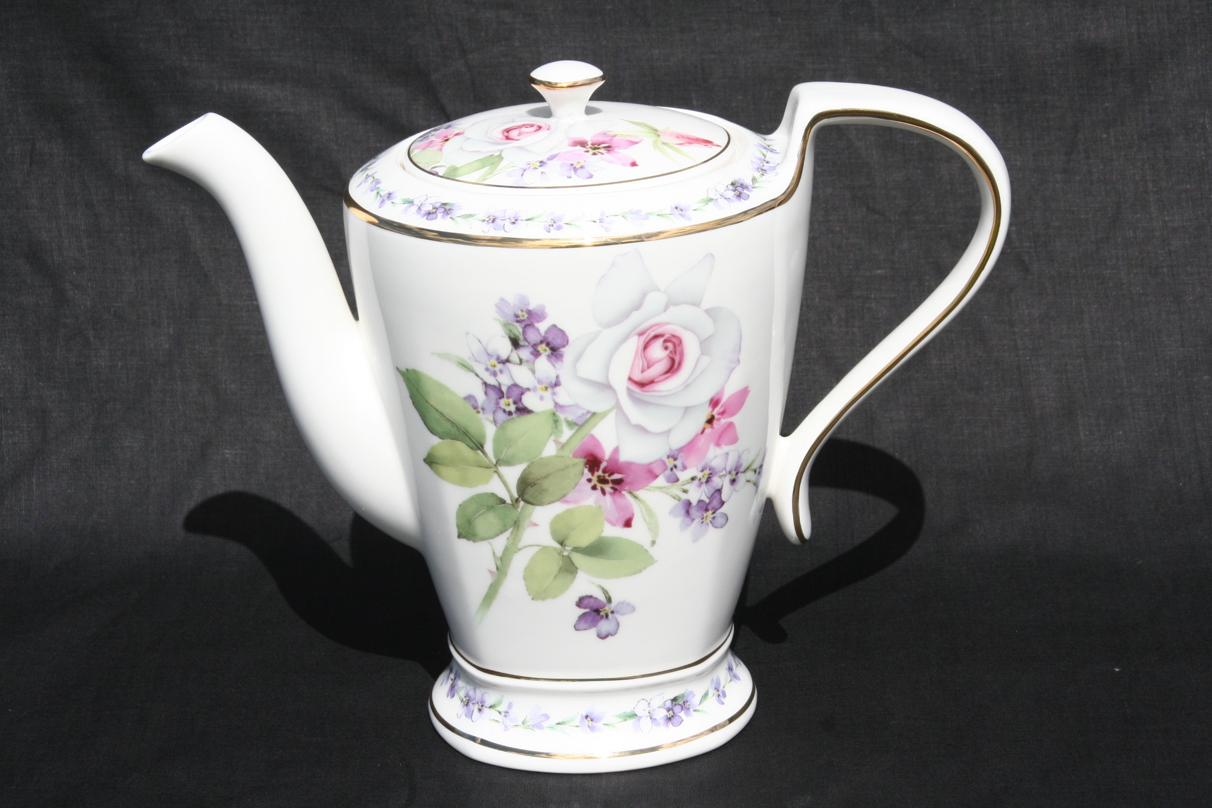 Royal Pink Rose Teapot